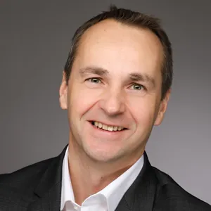 Managing Director Peter Salmutter Managing Director Peter Salmutter