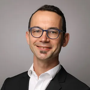 Dipl.-Ing. Manfred Pfeifenberger Dipl.-Ing. Manfred Pfeifenberger